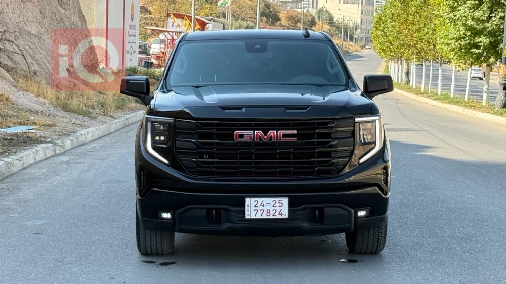 GMC Sierra